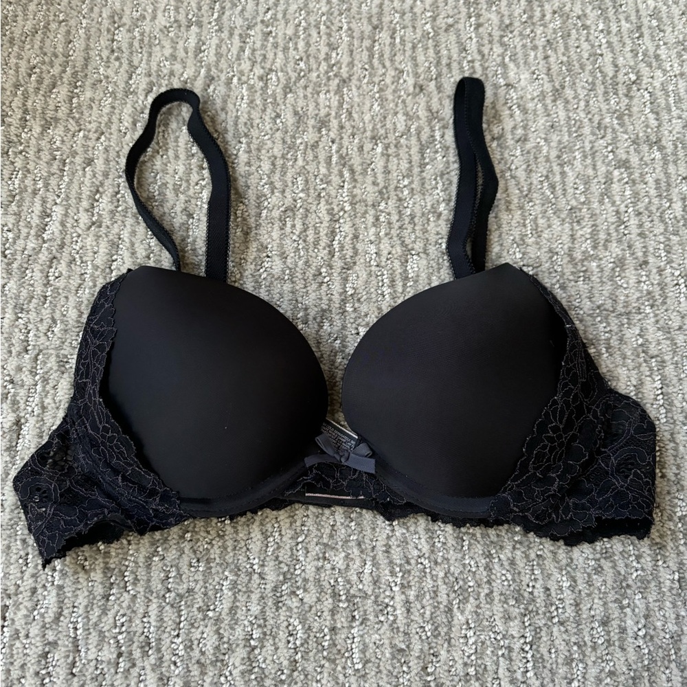 Victoria’s Secret Black Dream Angels Bra 32A